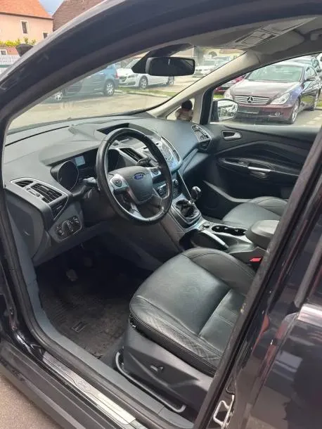 Ford Grand C-Max Titanium