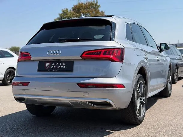Audi Q5 2,0 TDI Quattro