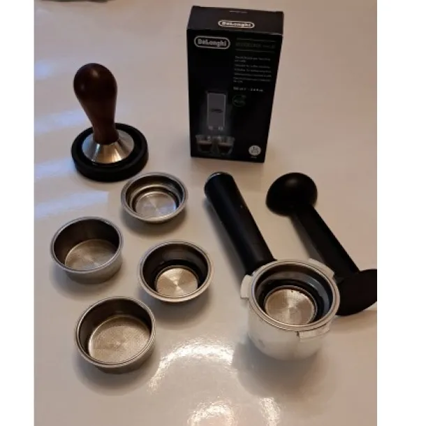 Kaffeemaschine Delonghi Dedica