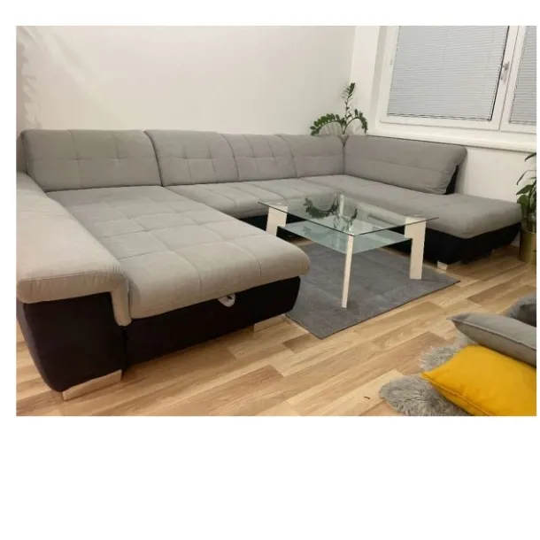 Sofá U-Formig mit Bettfunktion inkl. Tisch
