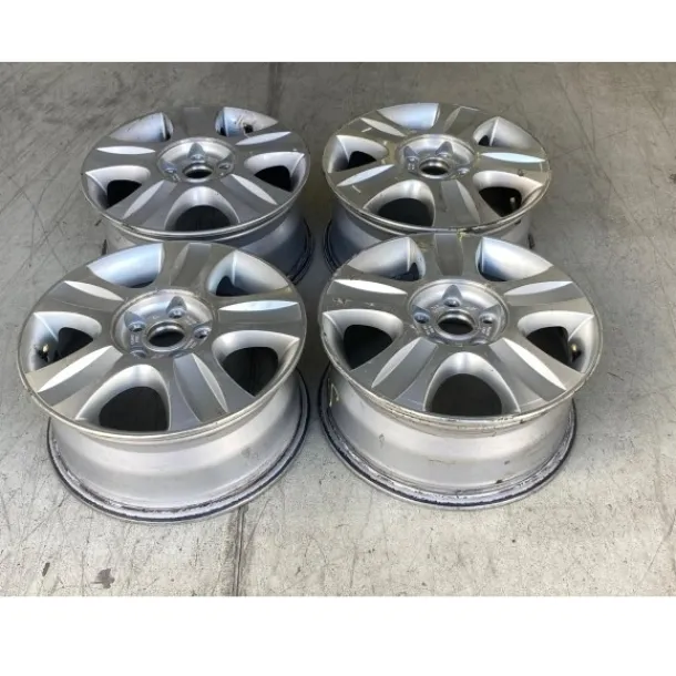 Leicht Metall Felgen Ford Galaxy Bj. 2001