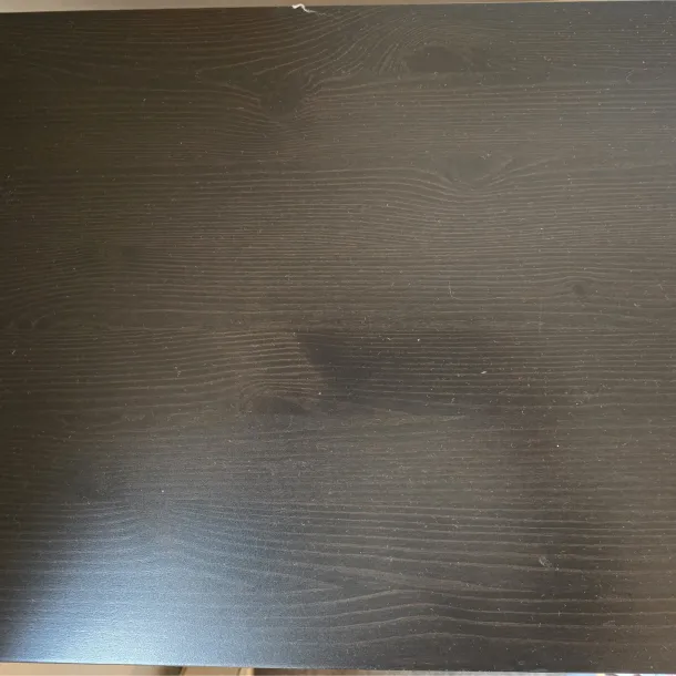 Zwei IKEA-Nachttische
