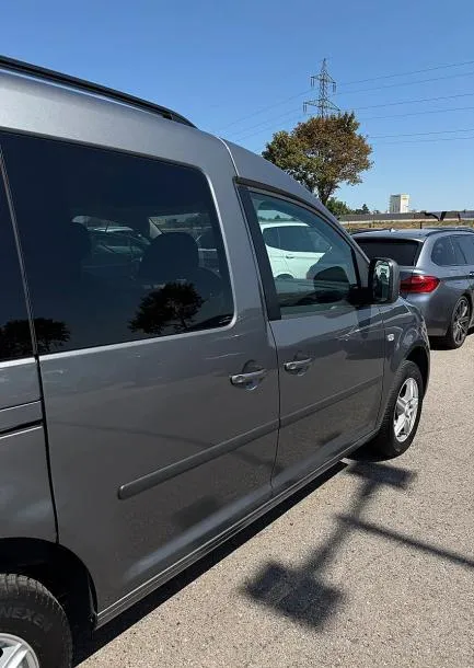 VW Caddy Kombi Comfortline BMT 1,6 TDI DPF DSG Kombi / Family Van