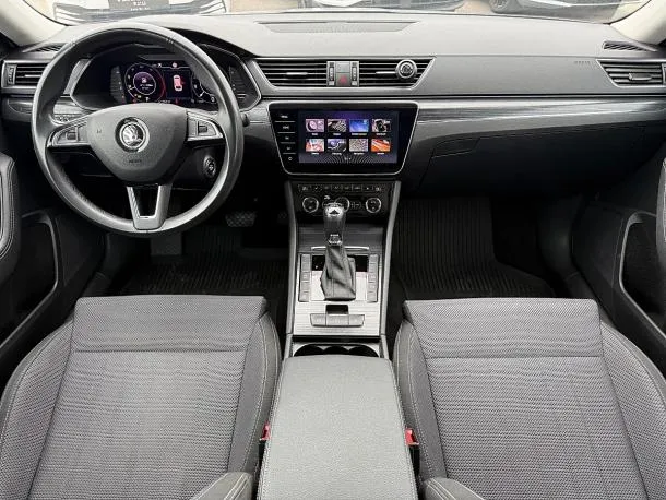 Skoda Superb Kombi 2,0 TDI