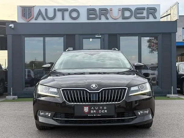 Skoda Superb Kombi 2,0 TDI