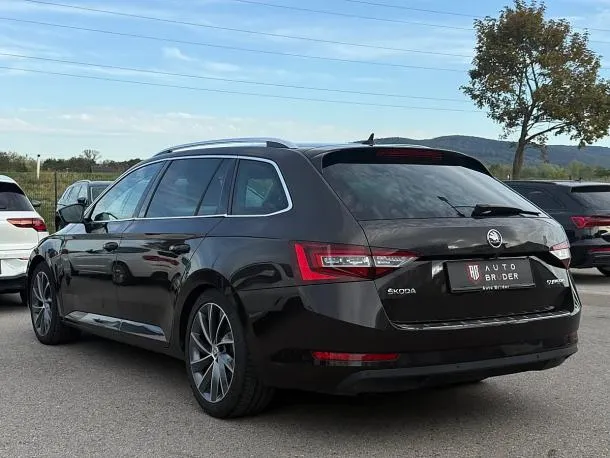 Skoda Superb Kombi 2,0 TDI
